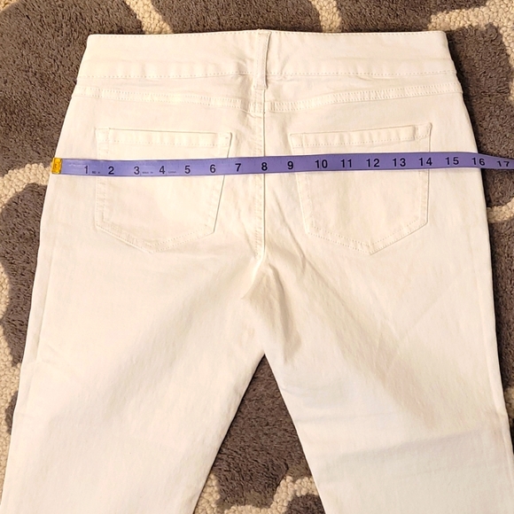 Brody Jeans - White Capri Jeans 💙 SALE! - Picture 6 of 10